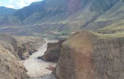 Геологи призывают готовиться к оползням