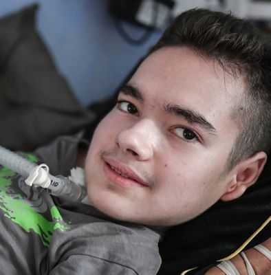 Новая фаговая терапия спасает пациента с бактериальной инфекцией с множественной лекарственной устойчивостью: внутривенные вирусы используются для борьбы со смертельными бактериями; драматический случай предлагает потенциальную альтернативу неэффективным антибиотикам