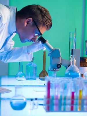 Исследователи выявили двойную роль гликогена в головном мозге